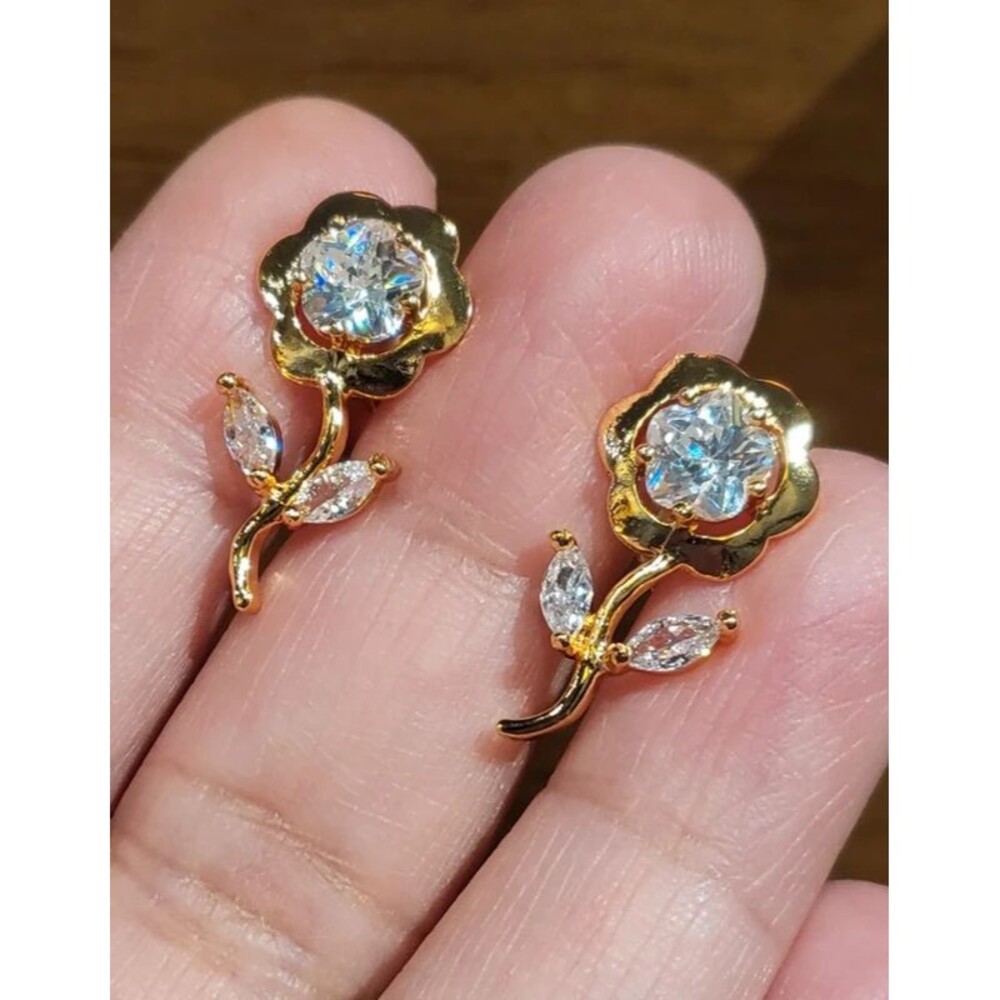 J7 Gold Plated Rose Flower Stud Earrings Cubic Zirconia Floral Bridal Wedding
